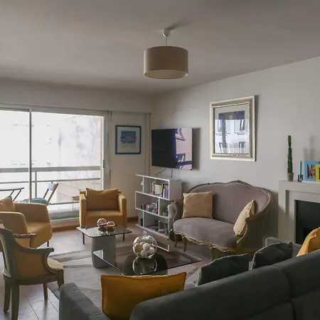 Spacious 102 M In 15th Lejlighed Paris